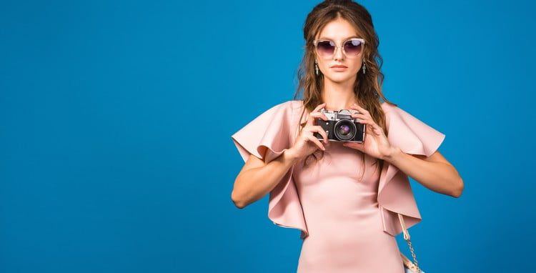 como tirar fotos de roupas para vender